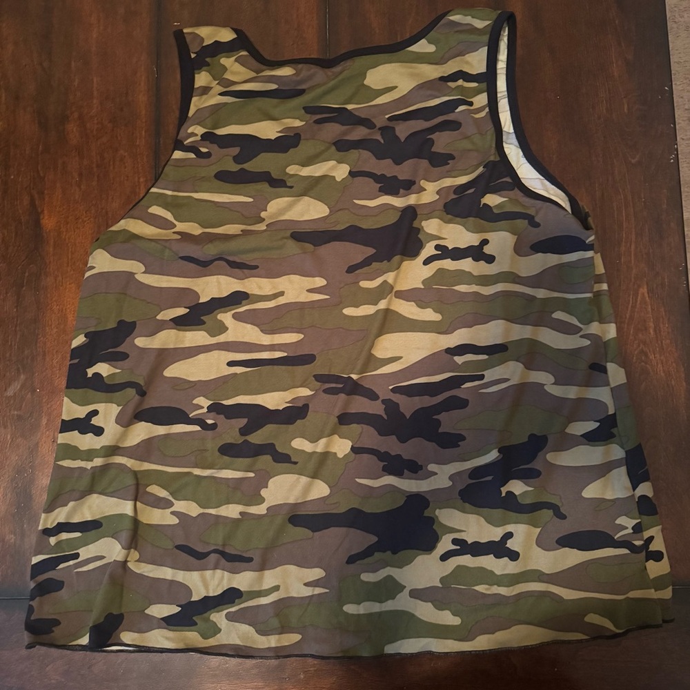 Colada Co Camo Pajama Set XL - Picture 4 of 10